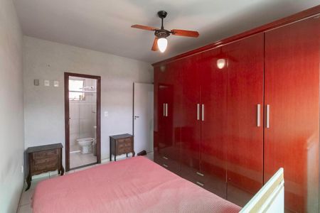 Apartamento à venda com 90m², 3 quartos e 2 vagas Apartamento à venda com 90m², 3 quartos e 2 vagasSuíte