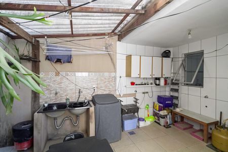 Apartamento à venda com 90m², 3 quartos e 2 vagas Apartamento à venda com 90m², 3 quartos e 2 vagasÁrea de serviço