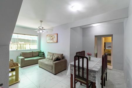 Apartamento à venda com 90m², 3 quartos e 2 vagas Apartamento à venda com 90m², 3 quartos e 2 vagasSala