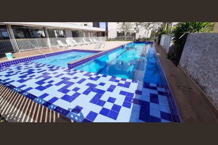 Apartamento à venda com 43m², 2 quartos e 1 vaga Apartamento à venda com 43m², 2 quartos e 1 vagaÁrea comum - Piscina