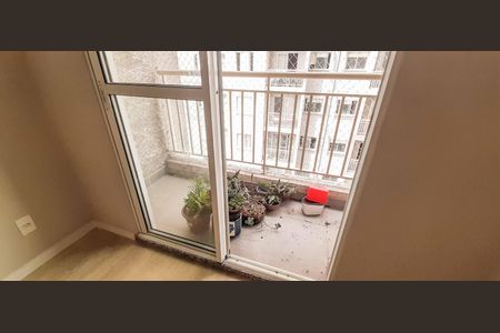 Apartamento à venda com 43m², 2 quartos e 1 vaga Apartamento à venda com 43m², 2 quartos e 1 vagaSacada