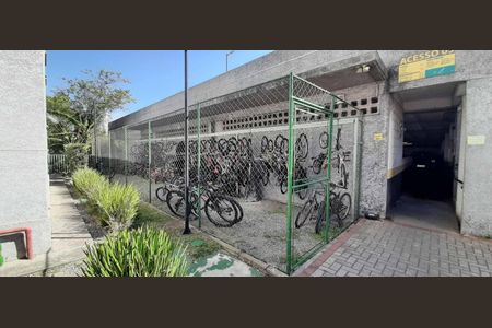 Apartamento à venda com 43m², 2 quartos e 1 vaga Apartamento à venda com 43m², 2 quartos e 1 vagaBicicletário