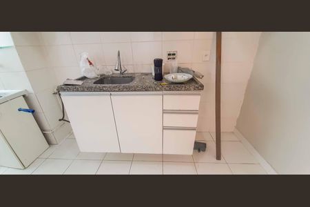 Apartamento à venda com 43m², 2 quartos e 1 vaga Apartamento à venda com 43m², 2 quartos e 1 vagaCozinha