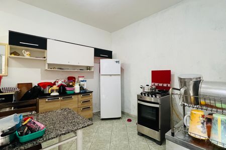 Casa à venda com 120m², 3 quartos e 2 vagas Casa à venda com 120m², 3 quartos e 2 vagasCozinha