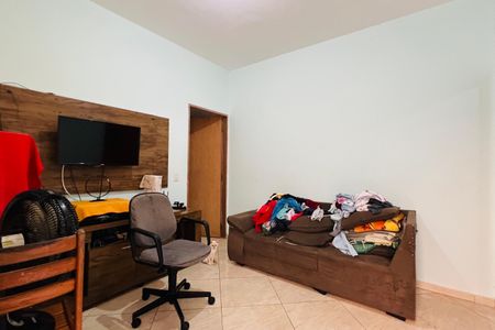 Casa à venda com 120m², 3 quartos e 2 vagas Casa à venda com 120m², 3 quartos e 2 vagasSala