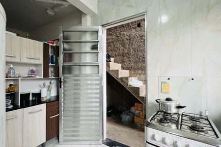 Casa à venda com 120m², 3 quartos e 2 vagas Casa à venda com 120m², 3 quartos e 2 vagasKitnet