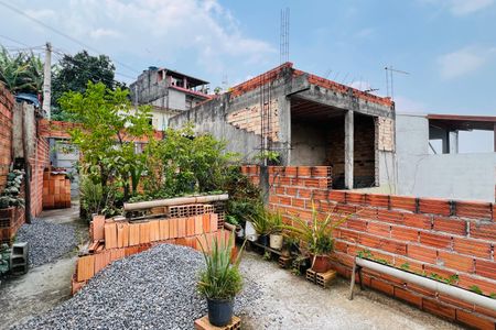 Casa à venda com 120m², 3 quartos e 2 vagas Casa à venda com 120m², 3 quartos e 2 vagasÁrea externa
