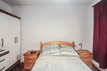 Casa à venda com 428m², 4 quartos e 2 vagas Casa à venda com 428m², 4 quartos e 2 vagasQuarto 1