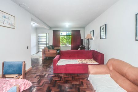 Casa à venda com 428m², 4 quartos e 2 vagas Casa à venda com 428m², 4 quartos e 2 vagasSala