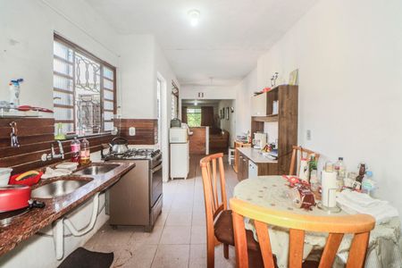 Casa à venda com 428m², 4 quartos e 2 vagas Casa à venda com 428m², 4 quartos e 2 vagasCozinha