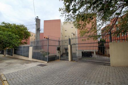 Apartamento para alugar com 70m², 2 quartos e 1 vaga Apartamento para alugar com 70m², 2 quartos e 1 vagaFachada