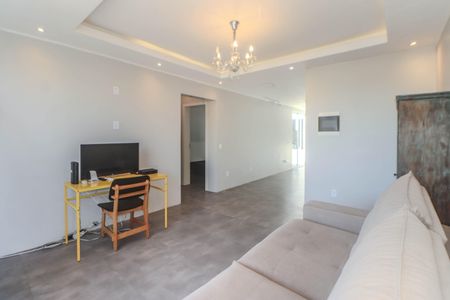 Casa à venda com 356m², 4 quartos e 3 vagas Casa à venda com 356m², 4 quartos e 3 vagasSala