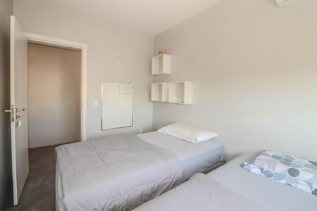 Casa à venda com 356m², 4 quartos e 3 vagas Casa à venda com 356m², 4 quartos e 3 vagasQuarto 3