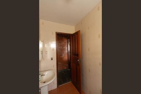 Casa de condomínio à venda com 625m², 5 quartos e 4 vagas Casa de condomínio à venda com 625m², 5 quartos e 4 vagasBanheiro Escritório