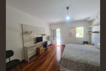 Casa à venda com 585m², 4 quartos e 4 vagas Casa à venda com 585m², 4 quartos e 4 vagasSuíte 1