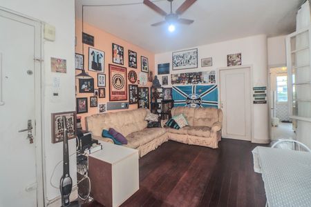 Apartamento à venda com 77m², 3 quartos e sem vaga Apartamento à venda com 77m², 3 quartos e sem vagaSala