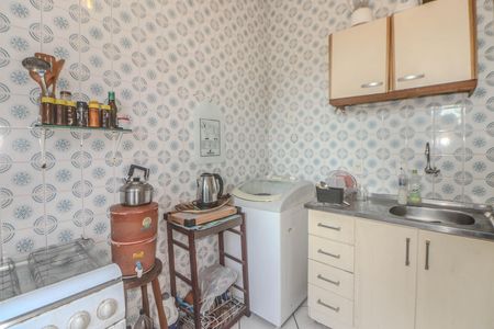 Apartamento à venda com 77m², 3 quartos e sem vaga Apartamento à venda com 77m², 3 quartos e sem vagaCozinha e Área de Serviço