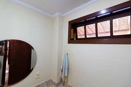 Casa de condomínio à venda com 350m², 3 quartos e 4 vagas Casa de condomínio à venda com 350m², 3 quartos e 4 vagasLAVABO da SALA