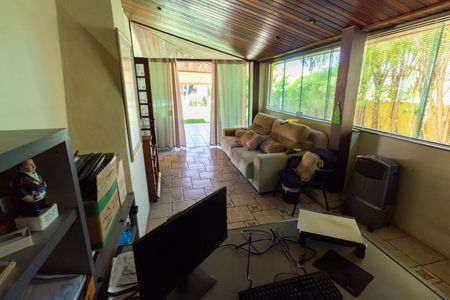 Casa de condomínio à venda com 350m², 3 quartos e 4 vagas Casa de condomínio à venda com 350m², 3 quartos e 4 vagasSALA DE TV