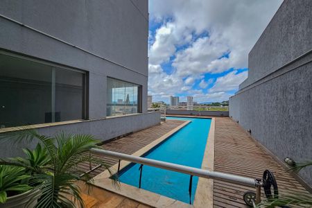 Studio à venda com 45m², 1 quarto e 1 vaga Studio à venda com 45m², 1 quarto e 1 vagaÁrea comum - Piscina