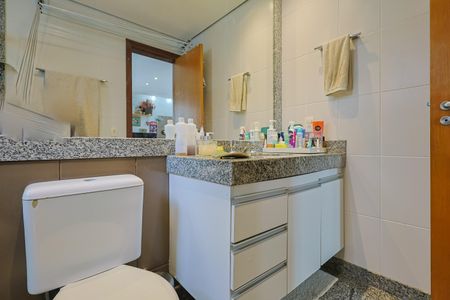 Studio à venda com 45m², 1 quarto e 1 vaga Studio à venda com 45m², 1 quarto e 1 vagaBanheiro