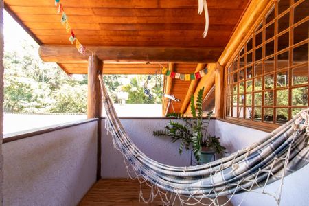 Casa à venda com 440m², 5 quartos e 4 vagas Casa à venda com 440m², 5 quartos e 4 vagasQuarto 2