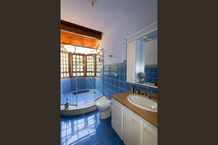 Casa à venda com 440m², 5 quartos e 4 vagas Casa à venda com 440m², 5 quartos e 4 vagasQuarto 2