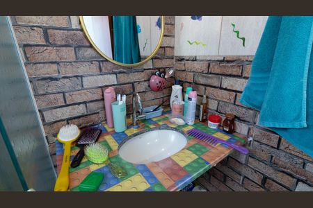 Casa à venda com 250m², 3 quartos e 2 vagas Casa à venda com 250m², 3 quartos e 2 vagasBanheiro da Suíte 2