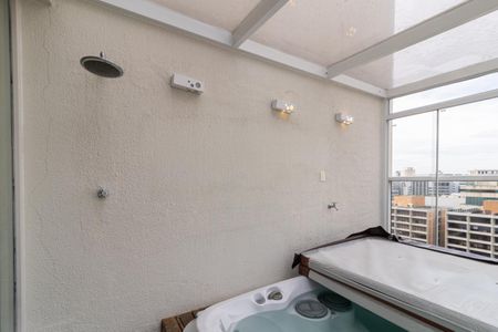 Apartamento à venda com 102m², 2 quartos e 2 vagas Apartamento à venda com 102m², 2 quartos e 2 vagasHidromassagem privativa