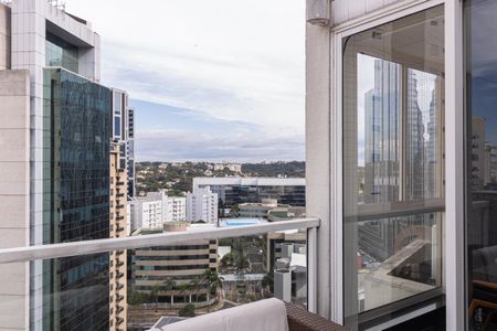 Apartamento à venda com 102m², 2 quartos e 2 vagas Apartamento à venda com 102m², 2 quartos e 2 vagasVaranda