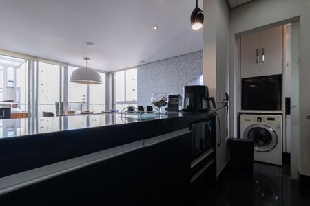 Apartamento à venda com 102m², 2 quartos e 2 vagas Apartamento à venda com 102m², 2 quartos e 2 vagasCozinha