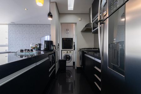 Apartamento à venda com 102m², 2 quartos e 2 vagas Apartamento à venda com 102m², 2 quartos e 2 vagasCozinha