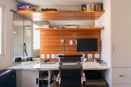 Apartamento à venda com 102m², 2 quartos e 2 vagas Apartamento à venda com 102m², 2 quartos e 2 vagasSuíte 2