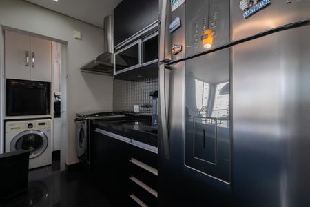 Apartamento à venda com 102m², 2 quartos e 2 vagas Apartamento à venda com 102m², 2 quartos e 2 vagasCozinha