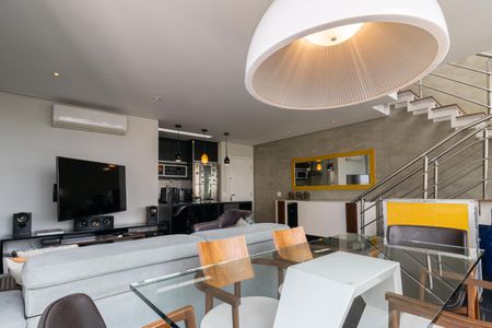 Apartamento à venda com 102m², 2 quartos e 2 vagas Apartamento à venda com 102m², 2 quartos e 2 vagasSala de Jantar