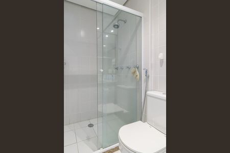 Apartamento à venda com 102m², 2 quartos e 2 vagas Apartamento à venda com 102m², 2 quartos e 2 vagasBanheiro da Suíte 2