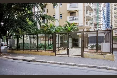 Apartamento à venda com 102m², 2 quartos e 2 vagas Apartamento à venda com 102m², 2 quartos e 2 vagasVista da Rua