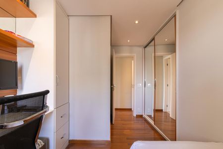 Apartamento à venda com 102m², 2 quartos e 2 vagas Apartamento à venda com 102m², 2 quartos e 2 vagasSuíte 2