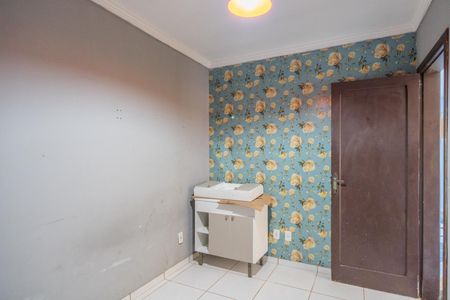 Casa à venda com 320m², 4 quartos e 2 vagas Casa à venda com 320m², 4 quartos e 2 vagasQuarto 1