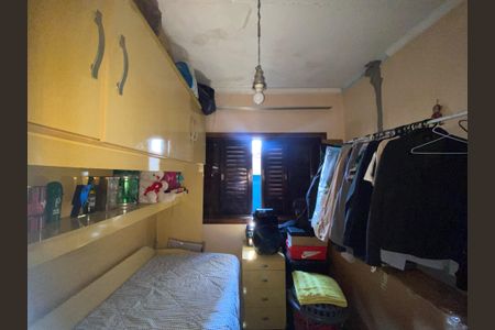 Casa à venda com 270m², 5 quartos e 2 vagas Casa à venda com 270m², 5 quartos e 2 vagasQuarto 3