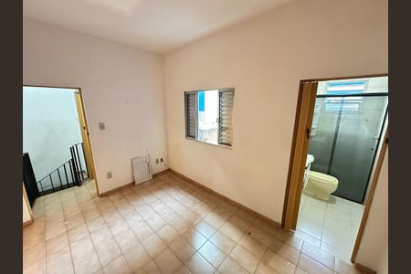 Casa à venda com 270m², 5 quartos e 2 vagas Casa à venda com 270m², 5 quartos e 2 vagasQuarto 4