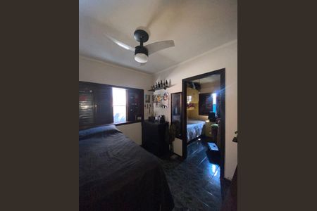 Casa à venda com 270m², 5 quartos e 2 vagas Casa à venda com 270m², 5 quartos e 2 vagasQuarto 2