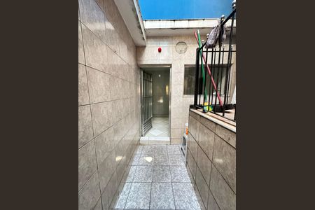 Casa à venda com 270m², 5 quartos e 2 vagas Casa à venda com 270m², 5 quartos e 2 vagasQuintal