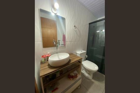 Casa à venda com 270m², 5 quartos e 2 vagas Casa à venda com 270m², 5 quartos e 2 vagasBanheiro