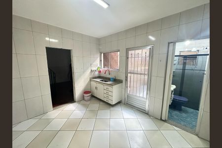 Casa à venda com 270m², 5 quartos e 2 vagas Casa à venda com 270m², 5 quartos e 2 vagasEdícula