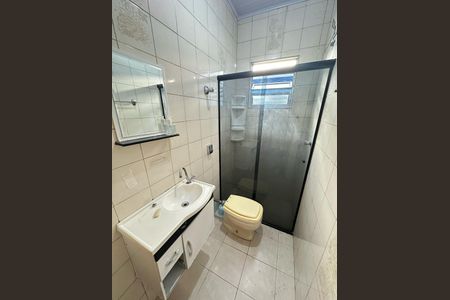 Casa à venda com 270m², 5 quartos e 2 vagas Casa à venda com 270m², 5 quartos e 2 vagasQuarto 4 banheiro