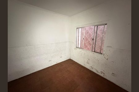 Casa à venda com 270m², 5 quartos e 2 vagas Casa à venda com 270m², 5 quartos e 2 vagasEscada sala