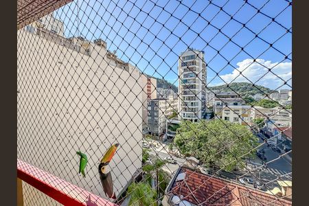 Apartamento à venda com 74m², 2 quartos e 1 vaga Apartamento à venda com 74m², 2 quartos e 1 vagaSala