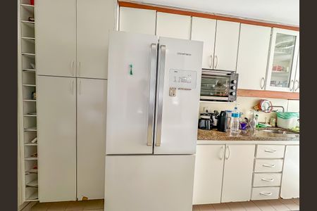 Apartamento à venda com 74m², 2 quartos e 1 vaga Apartamento à venda com 74m², 2 quartos e 1 vagaCozinha