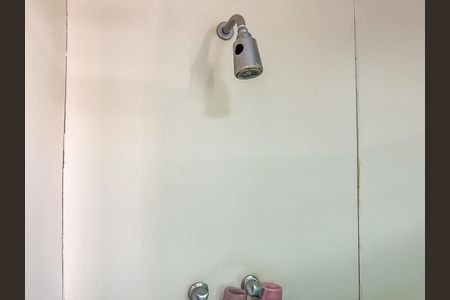 Apartamento à venda com 74m², 2 quartos e 1 vaga Apartamento à venda com 74m², 2 quartos e 1 vagaBanheiro do Quarto 1